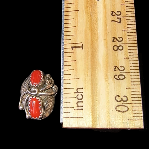 Vintage Native American Red Coral Split Shank Ring Small Size - Picture 6 of 12